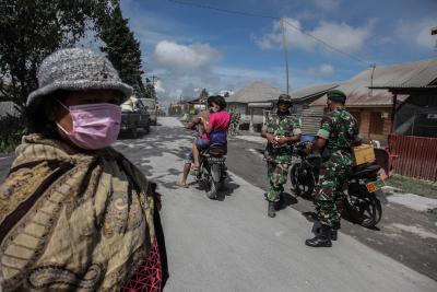 18 dead, 62 missing in Indonesia volcanic landslide