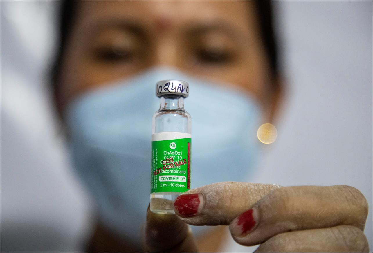 Over 700 health experts are calling for urgent action to expand global production of COVID vaccines