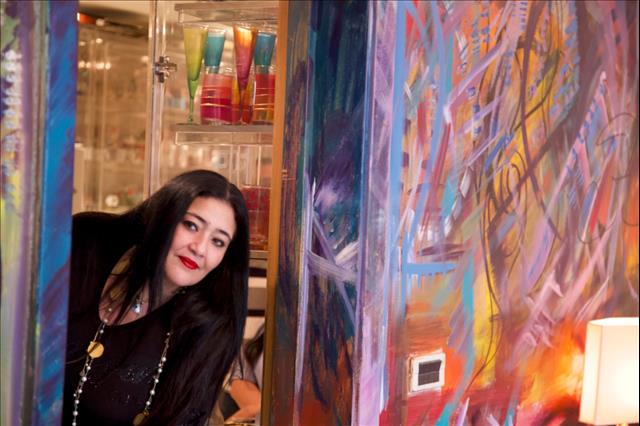 International Artist Shalimar Sharbatly, Leader of “Moving Art”
