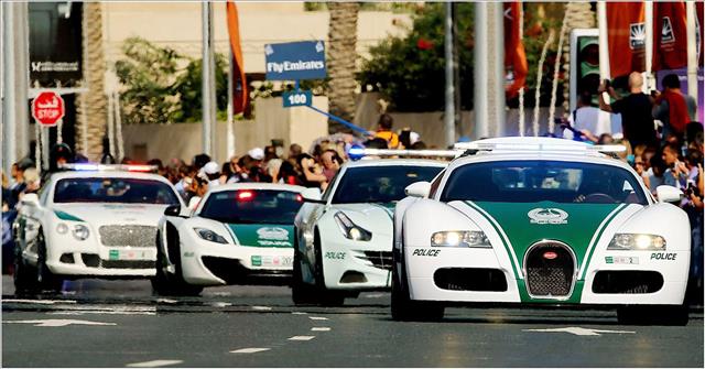 دقيقتان و33 ثانية فقط زمن استجابة شرطة دبي للحالات الطارئة جداً - الإمارات - اخبار وتقارير