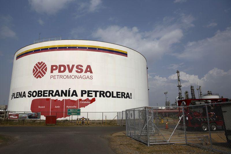 UN Rights Experts Warn Sanctions 'Hold Back' Development as PDVSA Output Slides Again
