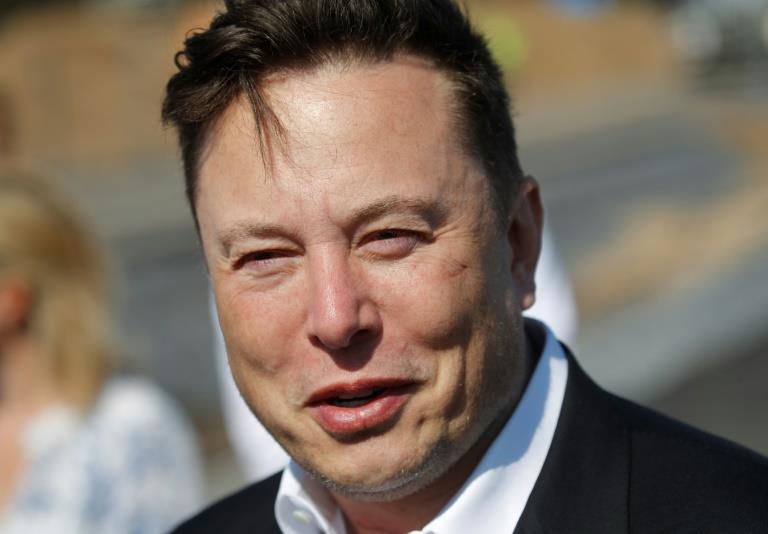 Elon Musk sells $1.1 billion in Tesla shares