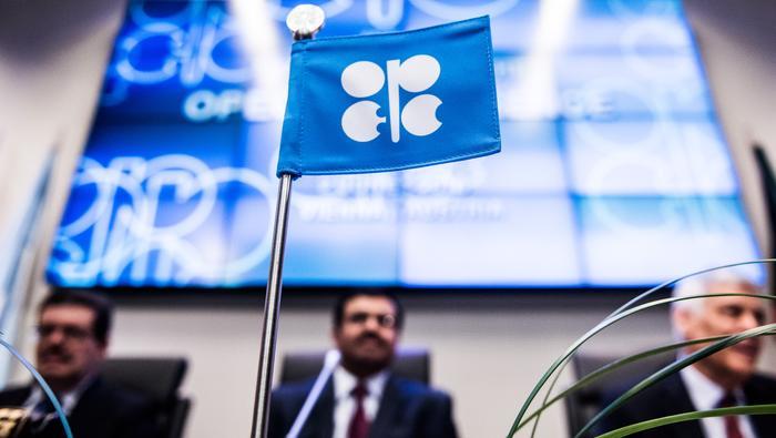 Crude Oil Sinks as US Dollar Soars Ahead of OPEC+. Will Supply Tap Out For WTI?