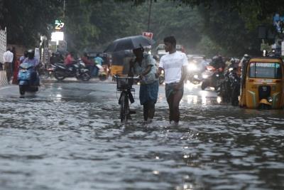  Chennai goes under water, red alert issued for several TN dists 