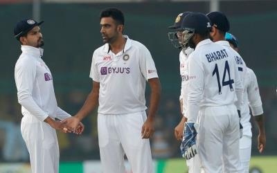  IND v NZ: Ashwin removes Young as India finish day four on a high 