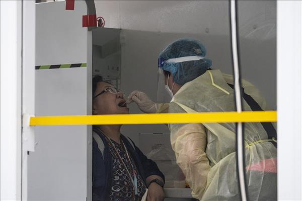 Hong Kong tightens quarantine rules for Omicron