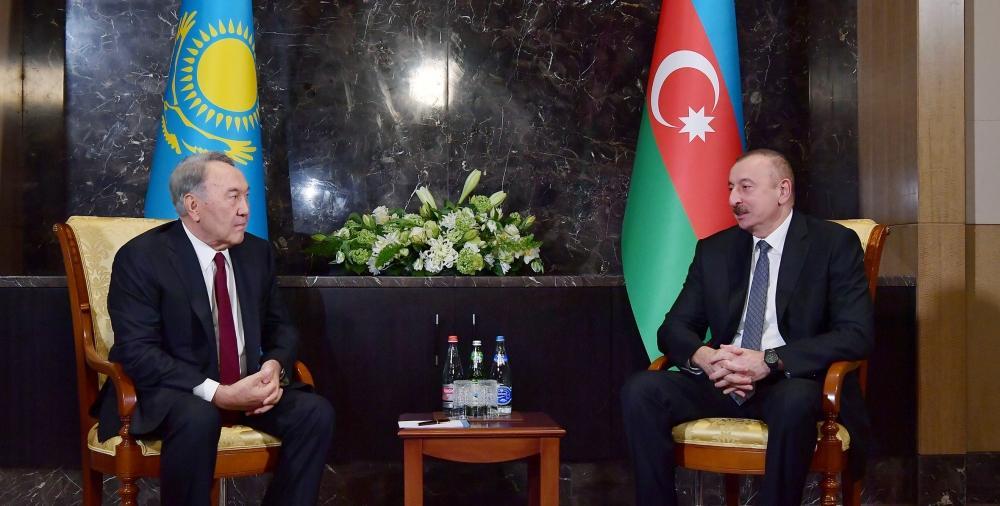 Azerbaijani leader, first Kazakh president mull friendly ties