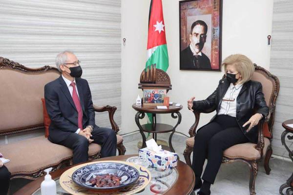 Jordan - Culture minister, Korean ambassador talk cooperation