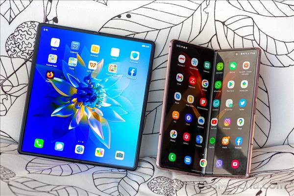 Afghanistan - Oppo planning to create a new foldable phone with triple cameras