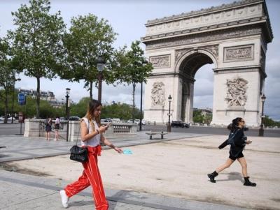  France announces new travel restrictions 