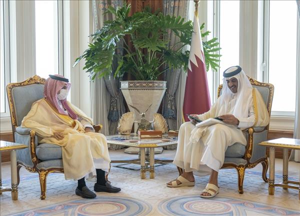 Qatar - Amir receives message from King of Saudi Arabia