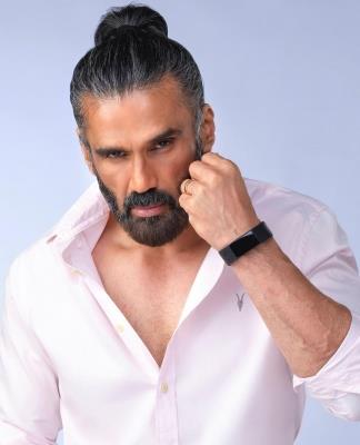  Suniel Shetty on son Ahan's debut: Right now I'm a less anxious father 