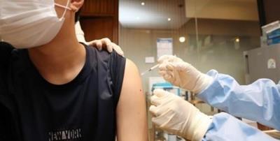  Extension of S.Korean vax pass to teens met with angry reaction 