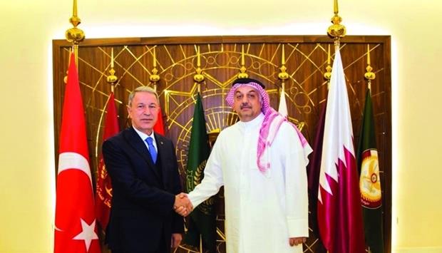Qatar - Defence minister holds talks with Turkish counterpart