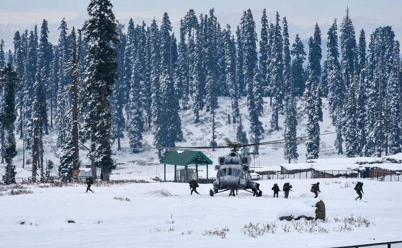 'Behind Enemy Lines': Tri-Service Drill Held In Kashmir Upper Reaches