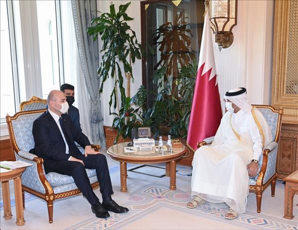 Qatar - PM meets Turkish Minister of Interior