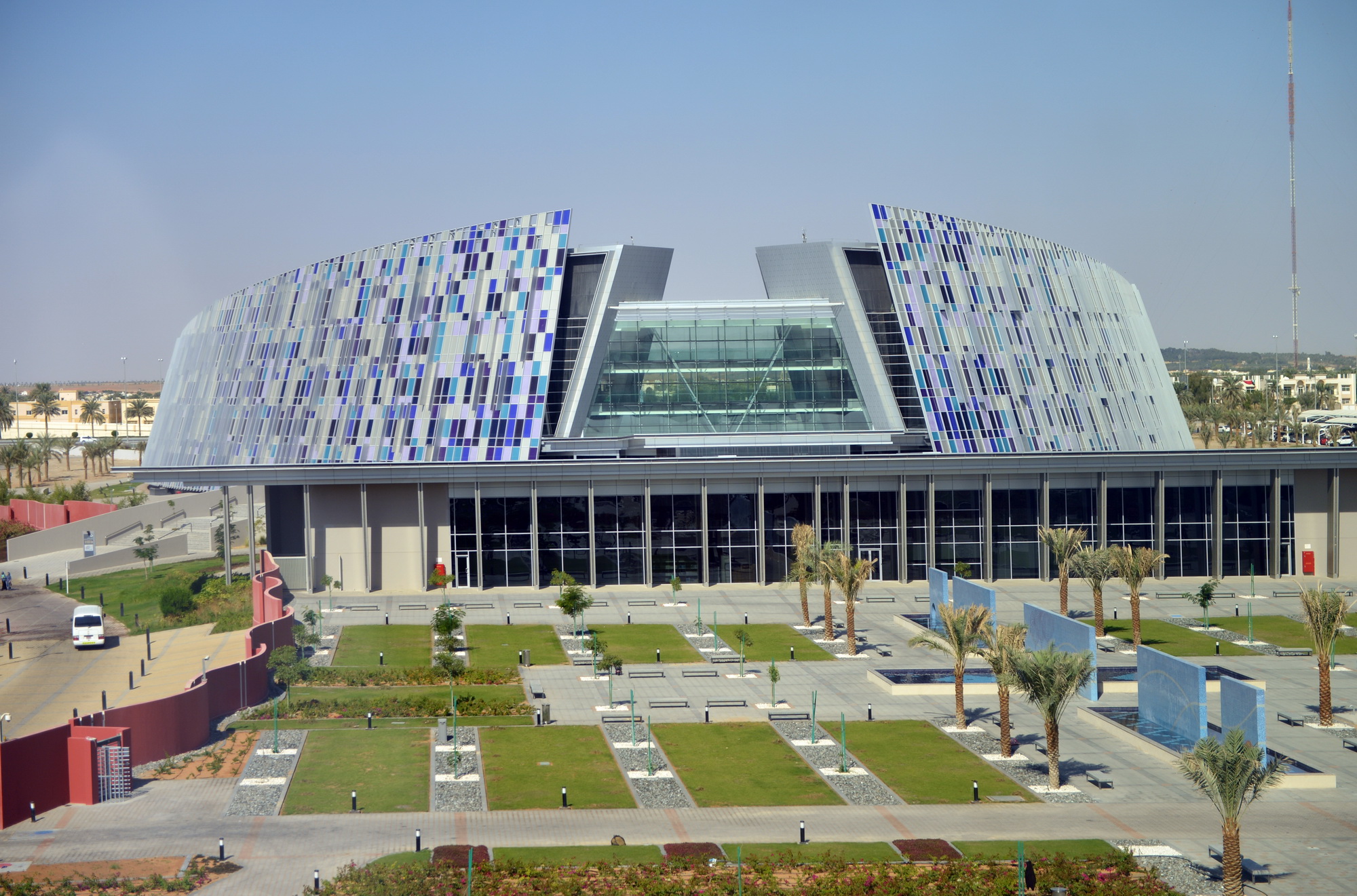 United arab emirates university. Университеты в ОАЭ.