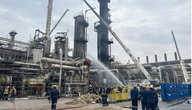 Qatar - Two killed, 10 injured in Kuwait refinery fire