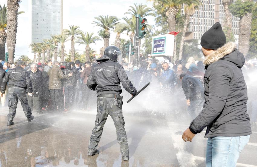 البحرين - في ذكرى الثورة.. تظاهرة ضد الرئيس التونسي رغم قرار منع التجمعات