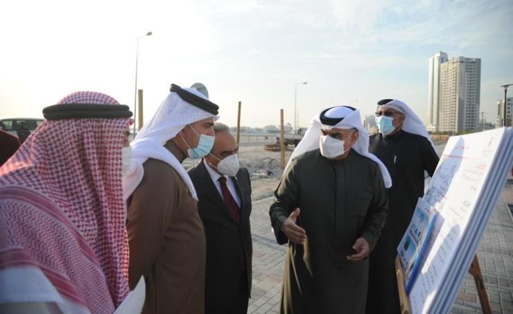 البحرين - الوزير خلف: بدء العمل على تطوير الطرق بمجمع 324 في الجفير