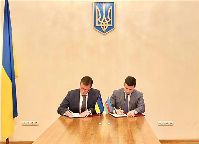 Baku, Kyiv ink cooperation accord in SMBs