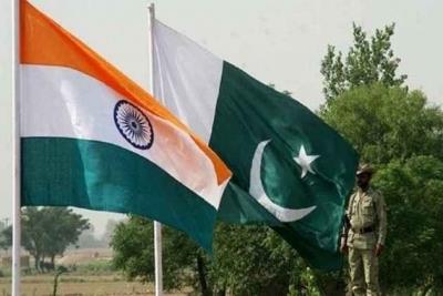  Pak blames 'India's hegemonic designs' for strained ties 