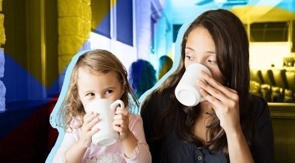 الاردن - بأي عمر يجب أن تسمحي لأطفالك بشرب الشاي والقهوة؟