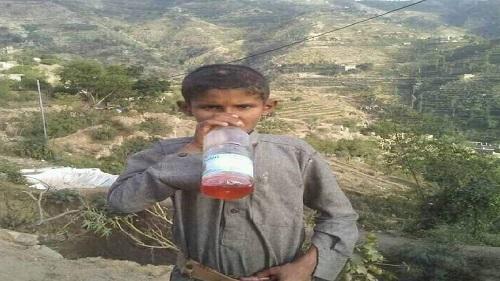 الاردن - طفل يمني يمشي على البنزين ويتوقف عند نفاده