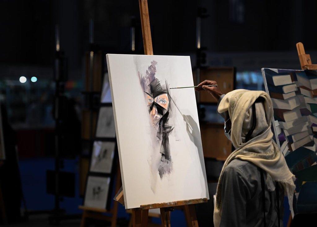 Qatar - Book fair sees huge demand for paintings at Fine Art pavilion