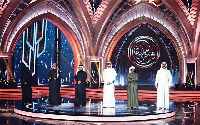 الإمارات - أشعار الشيخ زايد تعطر الأمسية السابعة من برنامج شاعر المليون' 