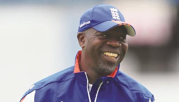 Qatar - Yorkshire appoint Gibson as coach after racism scandal