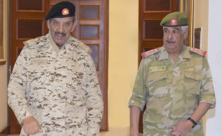 القائد العام لقوة دفاع البحرين يستقبل رئيس الحرس الوطني