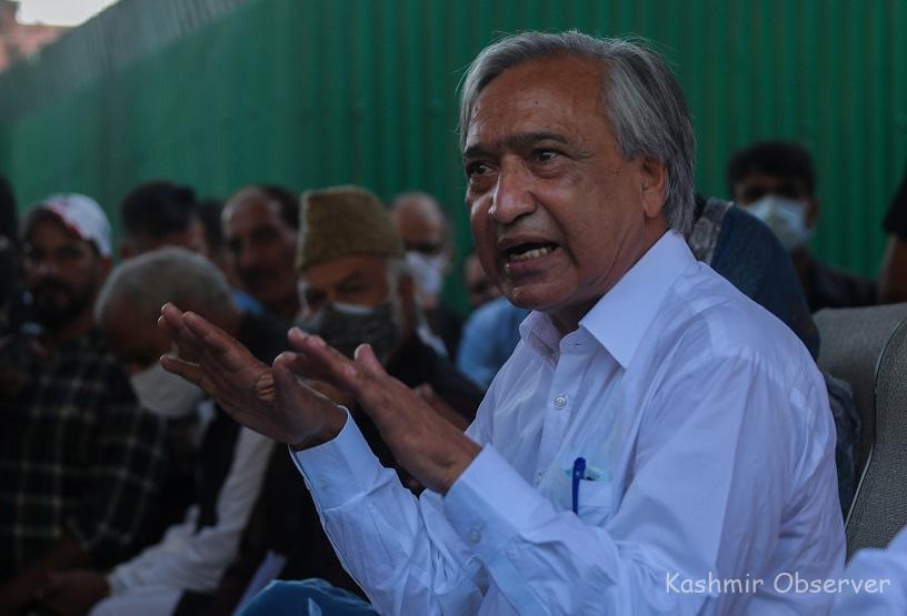 Tarigami Challenges New Land Laws Before SC