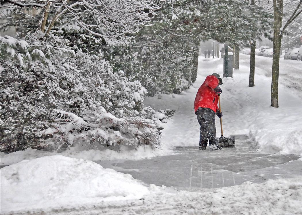 how-is-snowfall-measured-a-meteorologist-explains-how-volun