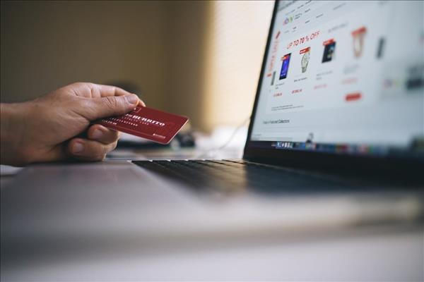 B2B ECommerce Market Size Reaches $6.7 Trillion In 2021: Here's How