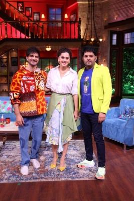  Taapsee reveals how she was looped in for 'Looop Lapeta' on 'The Kapil Sharma Show' 