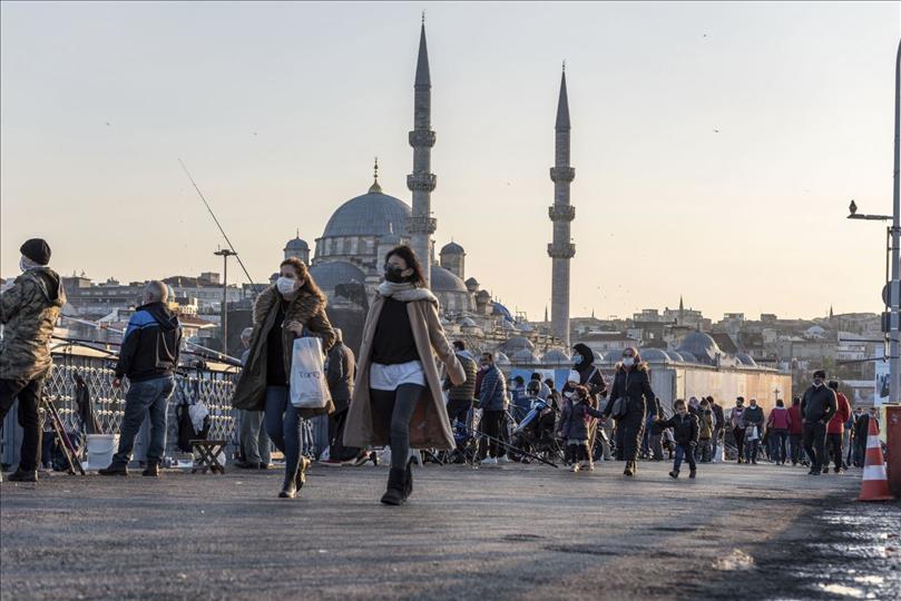 Turkey's daily COVID-19 caseload hits new high of 93,586