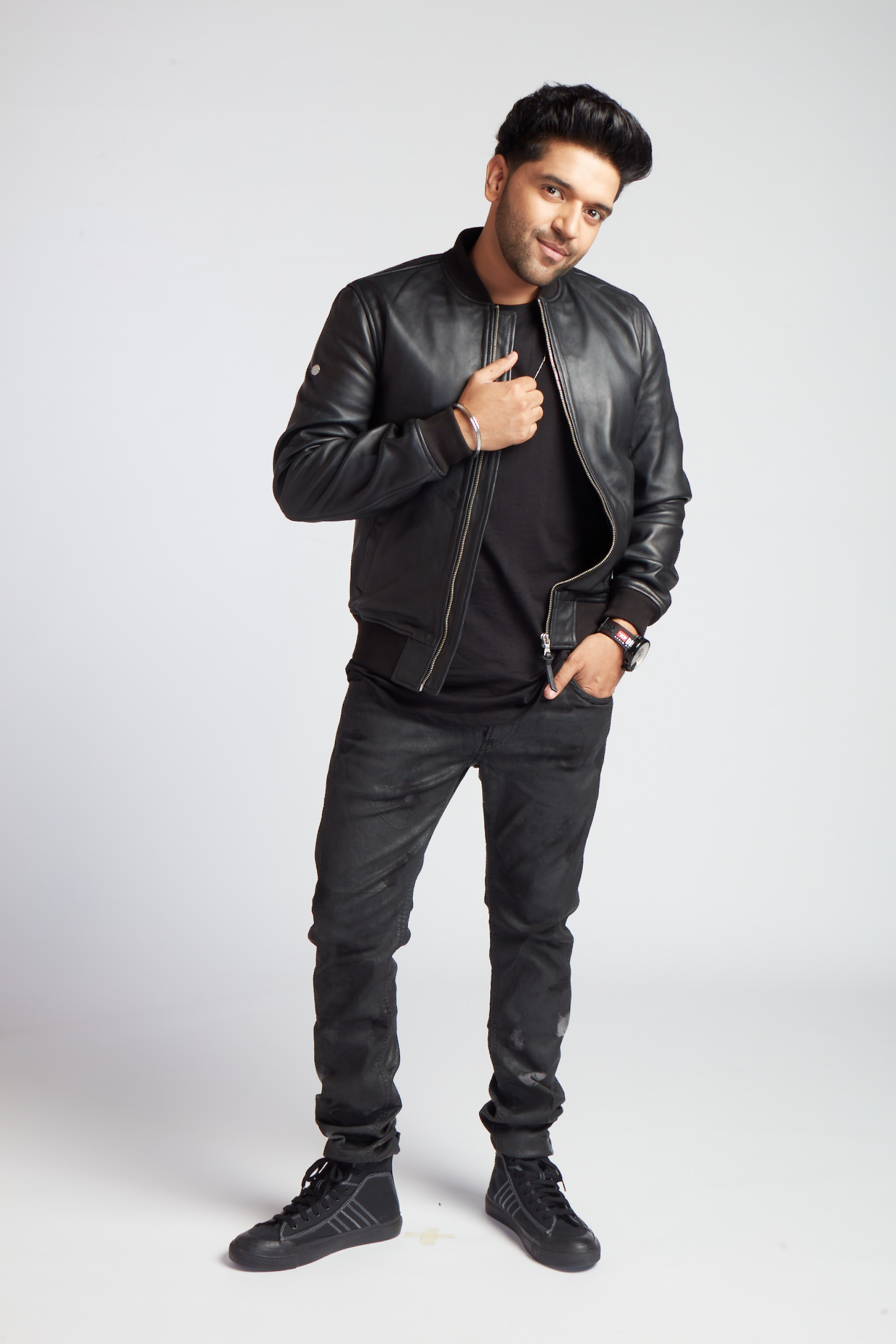 Guru randhawa black outlet jacket price