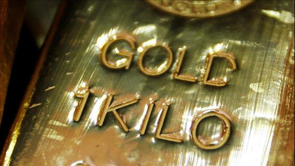 uae-gold-prices-drop-24k-opens-at-dh240-per-gram-in-dubai-menafn-com