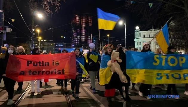 Украинский марш до столу