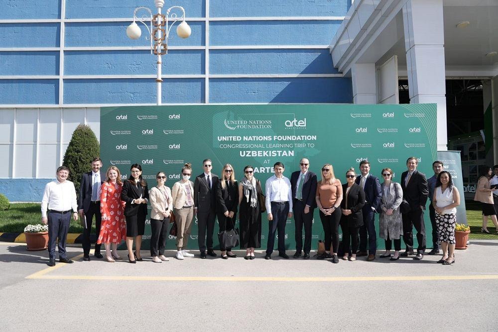 UN Foundation and US Congressional staff delegation visit Artel factory in Tashkent