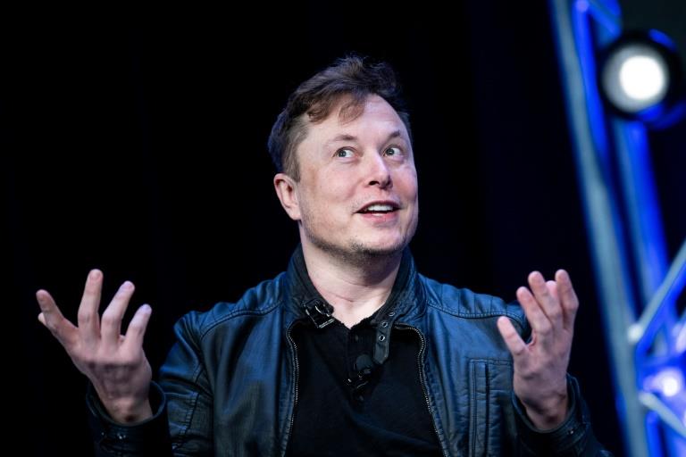 Musk says deal to buy Twitter 'temporarily on hold'