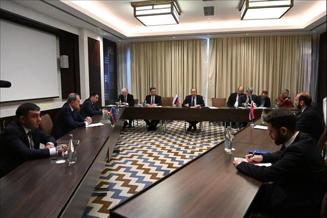 Amid Normalization Talks, Azerbaijan, Armenia Brace For First Meeting Of Border Commissions In Moscow