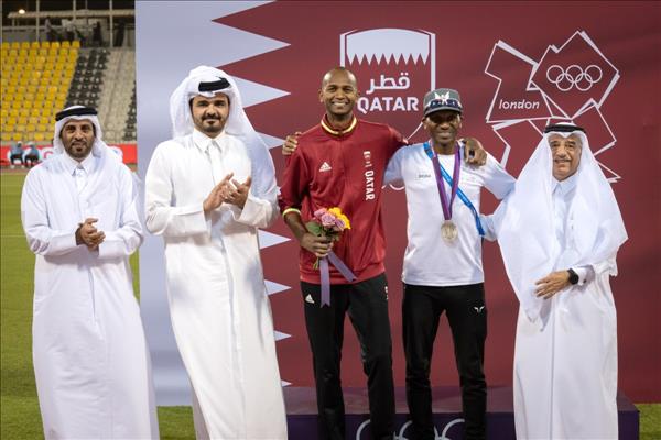 Sheikh Joaan Presents London Olympics Silver To Barshim