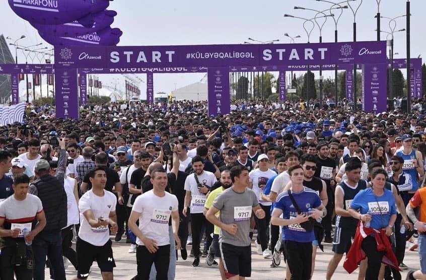 Hundreds Of Runners Hit Streets For Baku Marathon