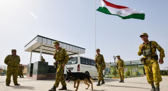 Tajik Military Launches“Anti-Terrorism” Operations On Afghan Border