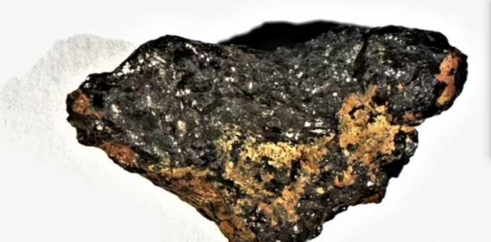 علماء مصريون يكشفون سر صخرة فضائية وجدوها قبل 25 عاماً' 