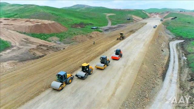 Azerbaijan's Aghdam-Fuzuli Highway Construction Continues (PHOTO)