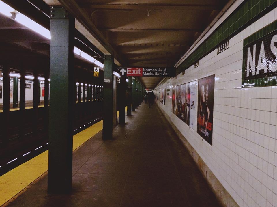 Man Fatally Shot On New York Subway Train    Suspect At Large