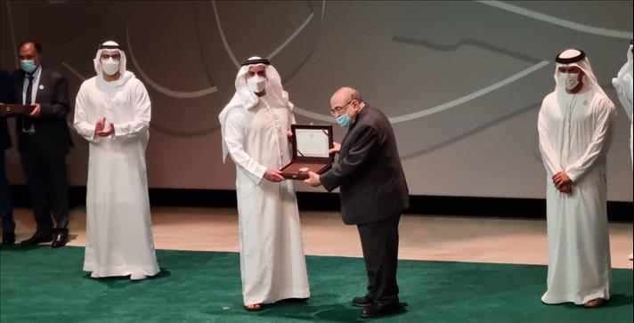 سيف بن زايد يكرم الفائزين بجائزة الشيخ زايد للكتاب في دورتها ال16' 